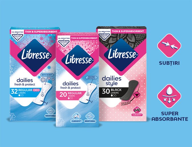 Trei produse Libresse cu umbre pe un fundal albastru - Libresse