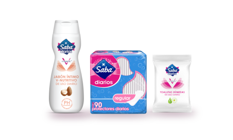 Tres productos Saba con sombras sobre un fondo transparente - Saba