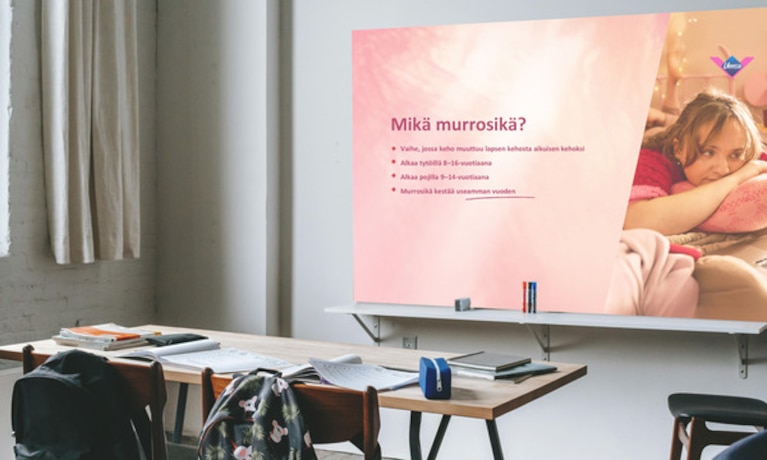 Kuukautisia, kuukautiskiertoa ja murrosikää käsittelevä PowerPoint-esitys, jota voi käyttää opetuksessa