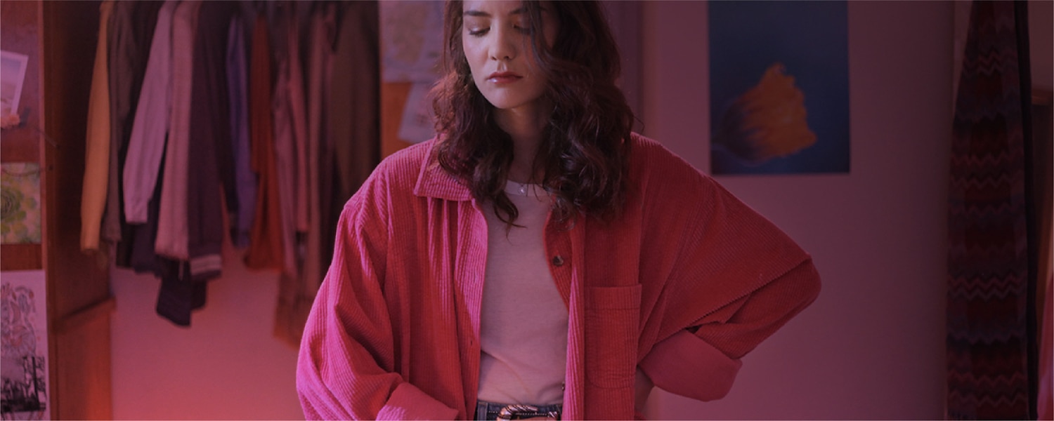 imagen de una chica con dolores menstruales - Saba