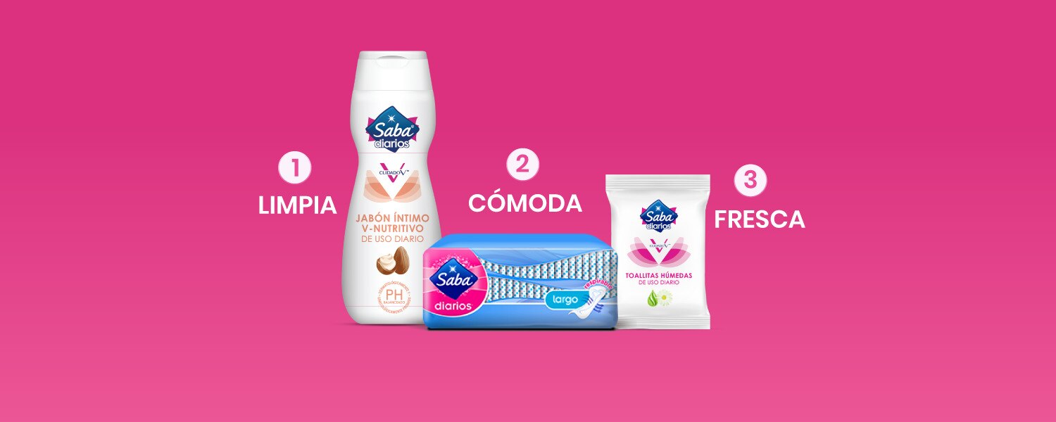 Imagen de los 3 productos de la rutina diaria de cuidado intimo sobre un fondo rosa - Saba
